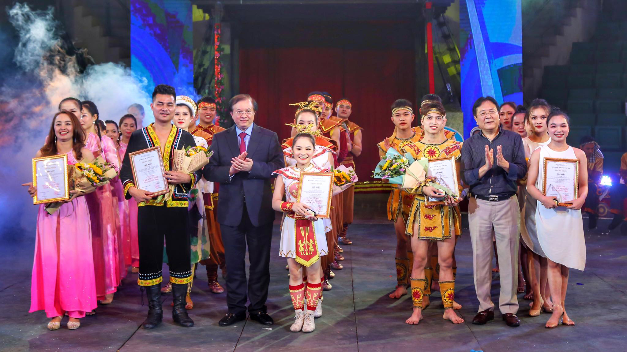 Mở rộng cửa thu hút tài năng nghệ thuật

